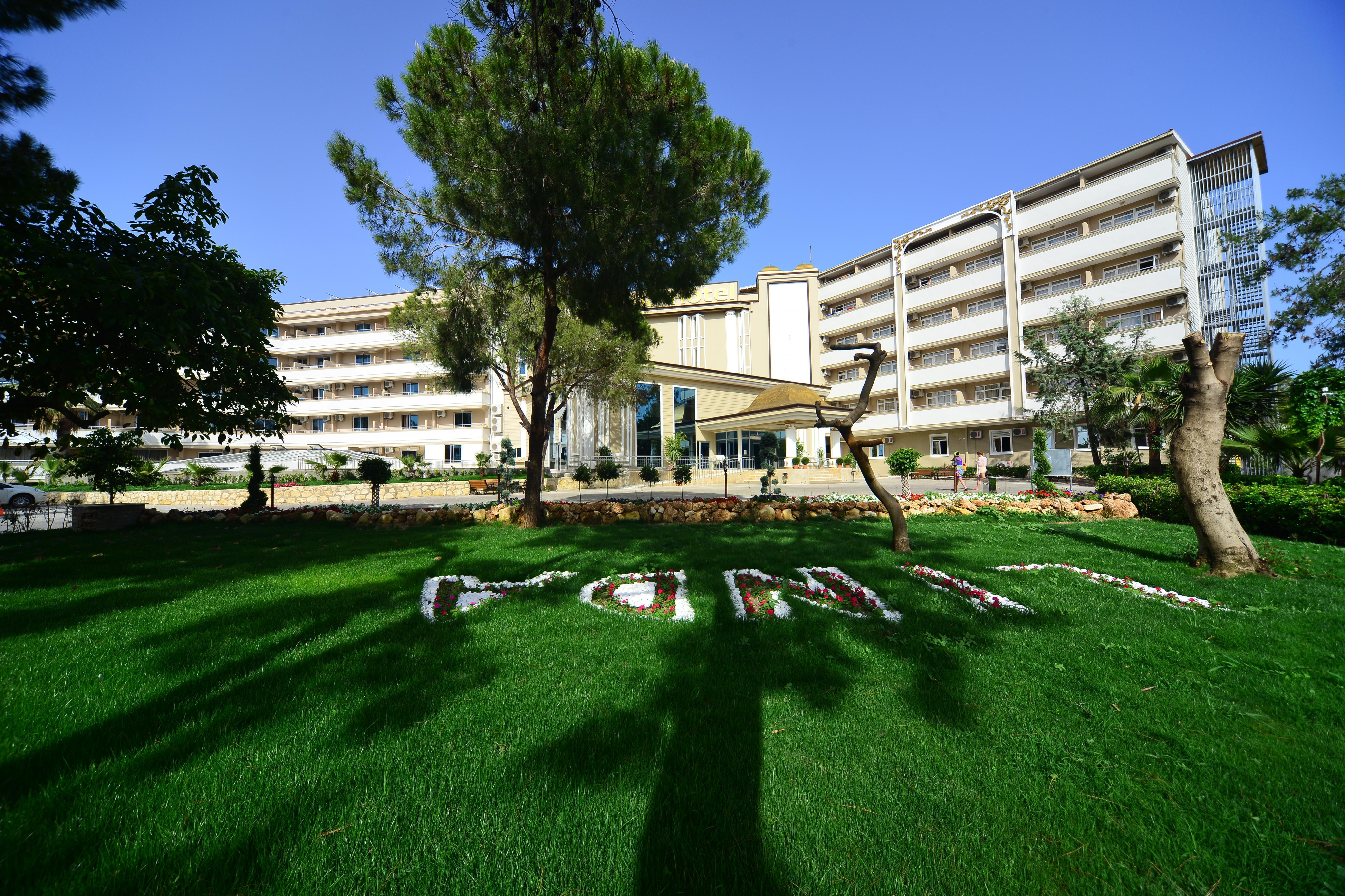 Linda Resort Hotel Side Exterior photo