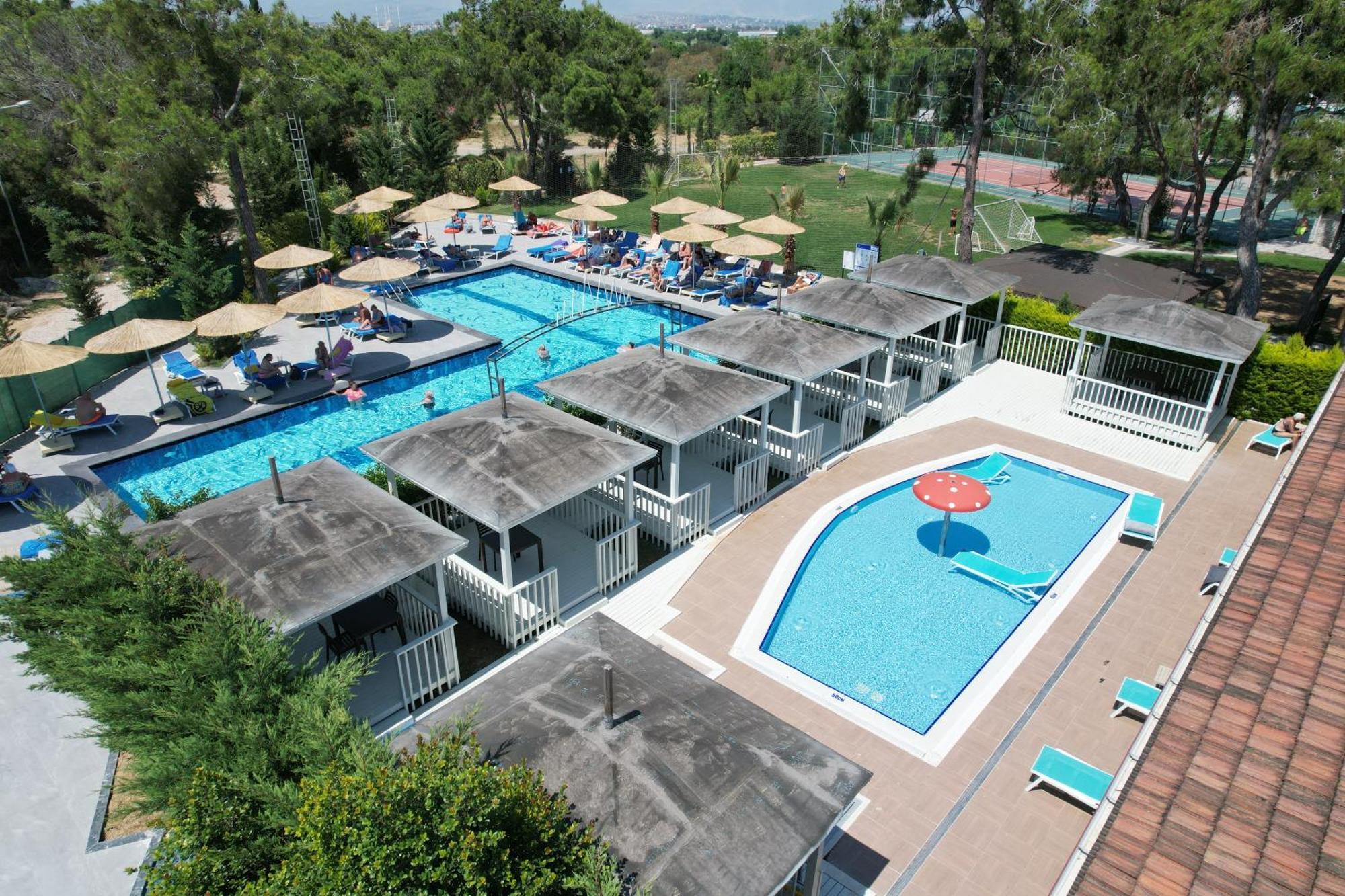 Linda Resort Hotel Side Exterior photo